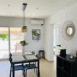 Sunset 2nd F, アパート *