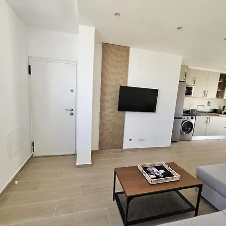 Sunset 2nd F, Apartman